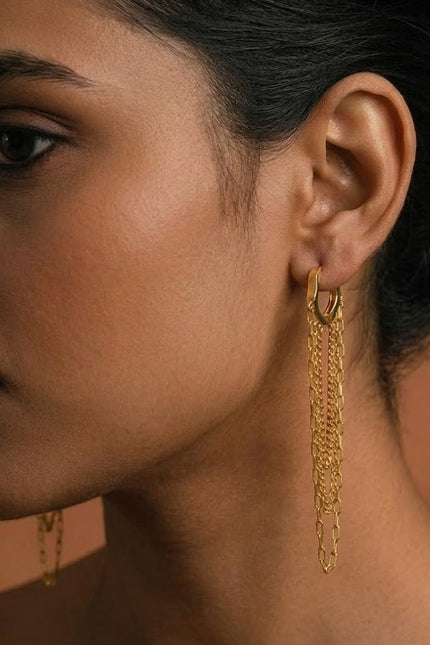 Chain Embrace Huggies Earrings in 925 Sterling Silver