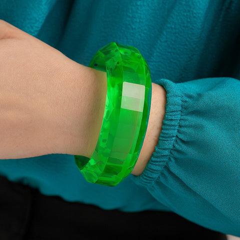 Michael Nash Jewelry | Susanna Emerald Faceted Acrylic Bangle