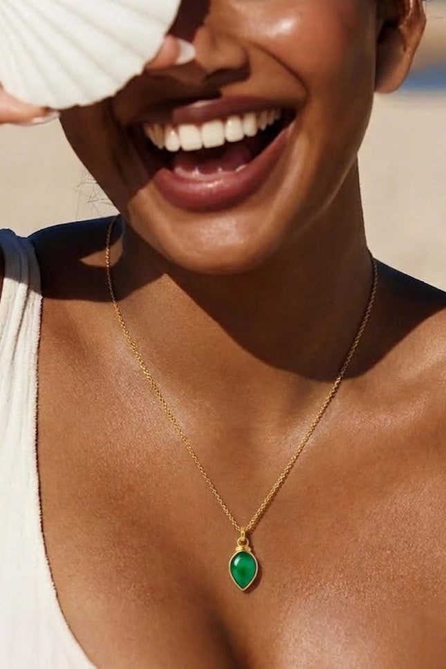 Arvino | Green Onyx Teardrop Solitaire Chain Necklace