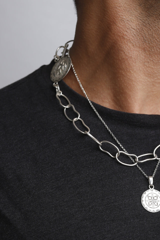 Yelli Jewels | Amazing Double Rosettes Pendant Necklace