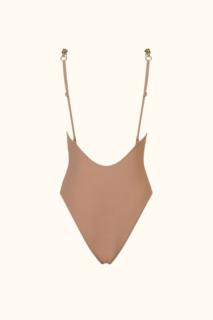 Say no more I Yesenia Ribbed One Piece with golden chains