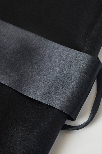 Soft Strokes Silk | Pasithea Black Kimono Robe