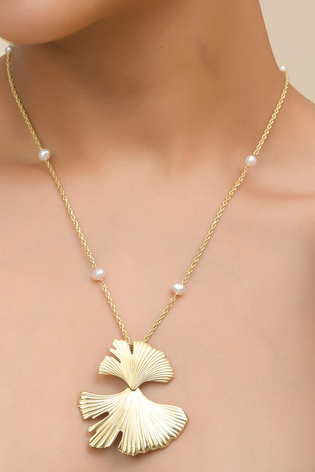 Arvino | Ginkgo Pearl Accent Necklace