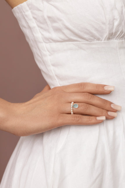 Pas de Marque | Freshwater pearl topaz ring Reine