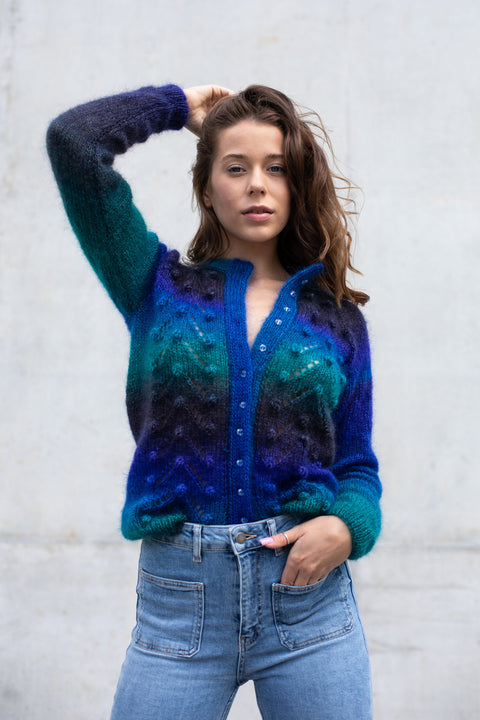 Color My Space I Sweter Rainbow Water