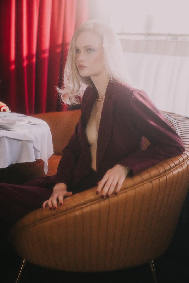 Five p.m. | Soho Blazer and Straight Trousers Set burgundy