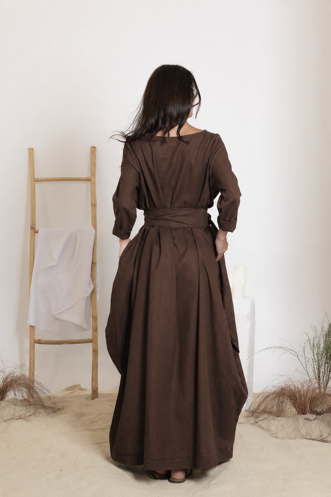 Back view of maxi linen dress