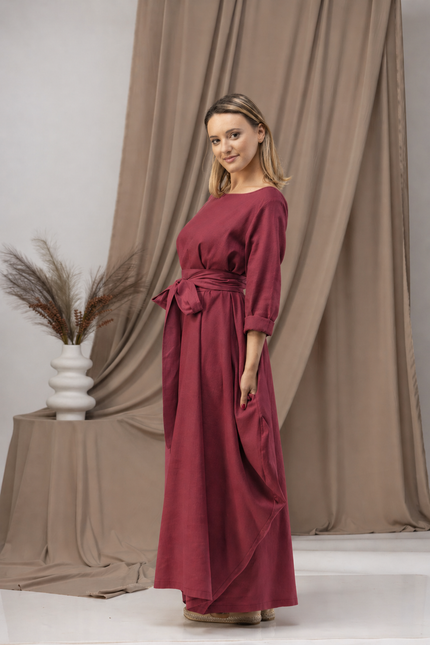Side view of maxi linen dress