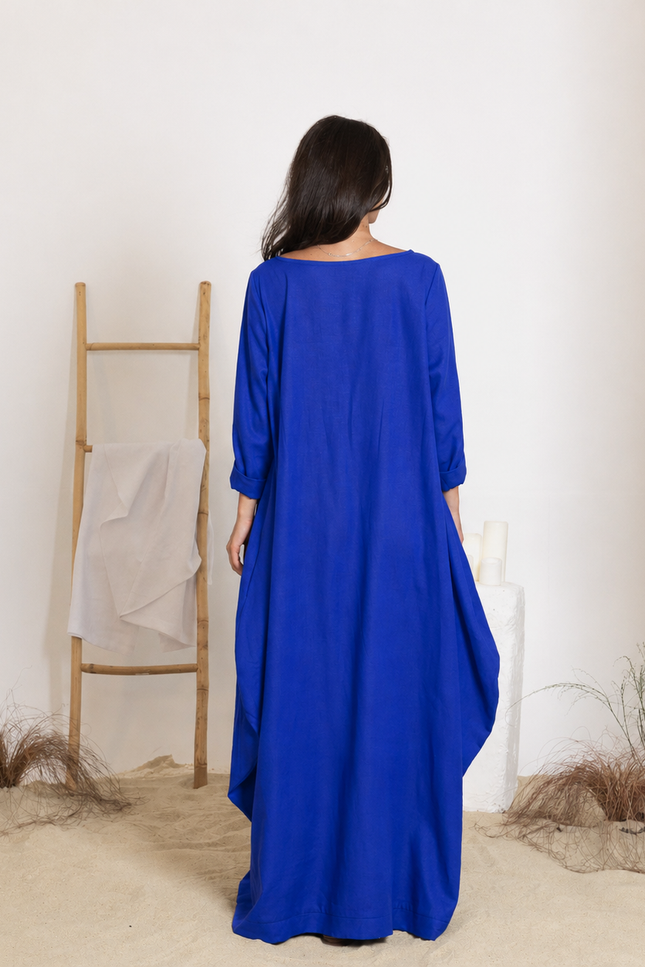 Back view of maxi oversized linen dress