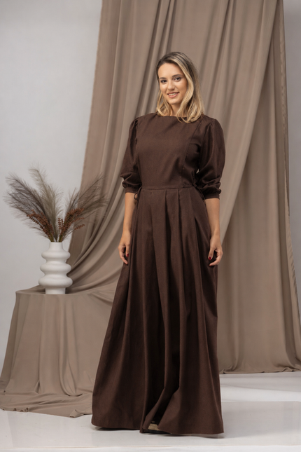Maxi linen pleated dress