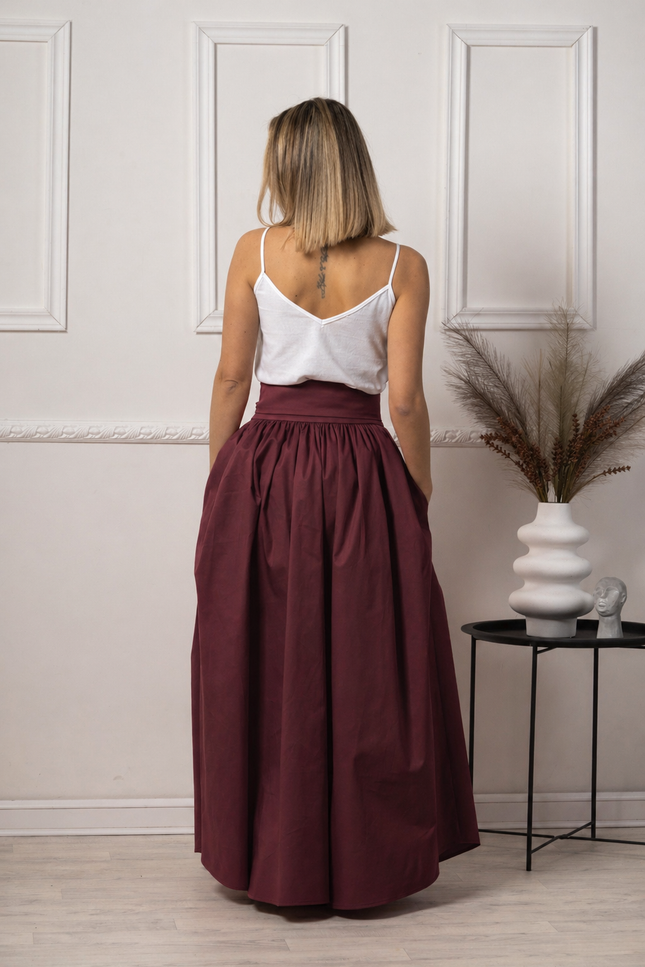 Back view of maxi cotton skirt