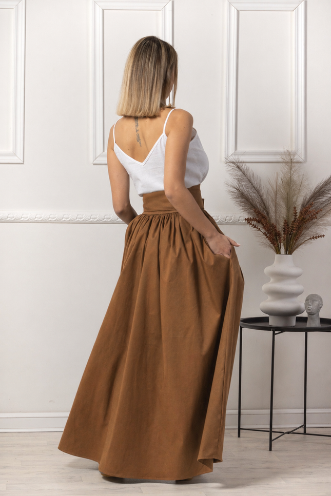 Back view of maxi cotton skirt