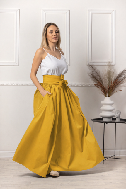 Maxi cotton yellow skirt
