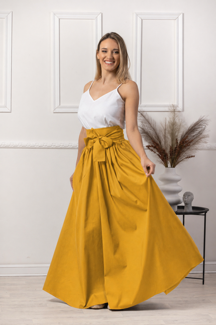 High-waist yellow cotton skirt
