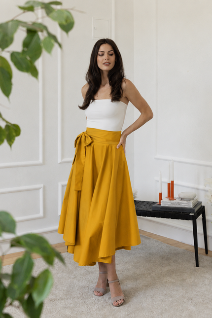 Yellow high waist skirt