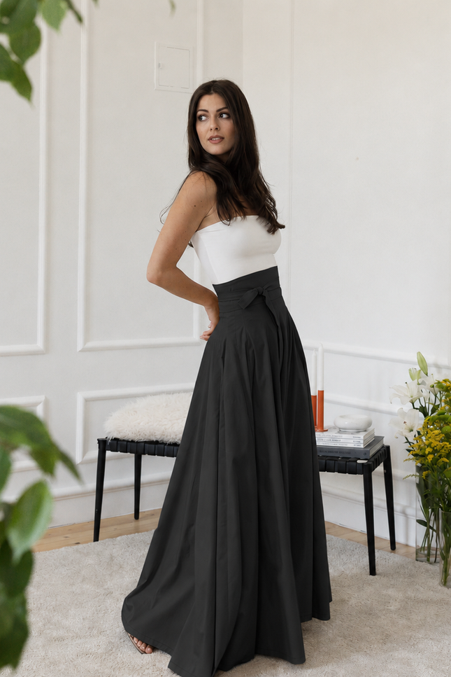 High-waist cotton black skirt