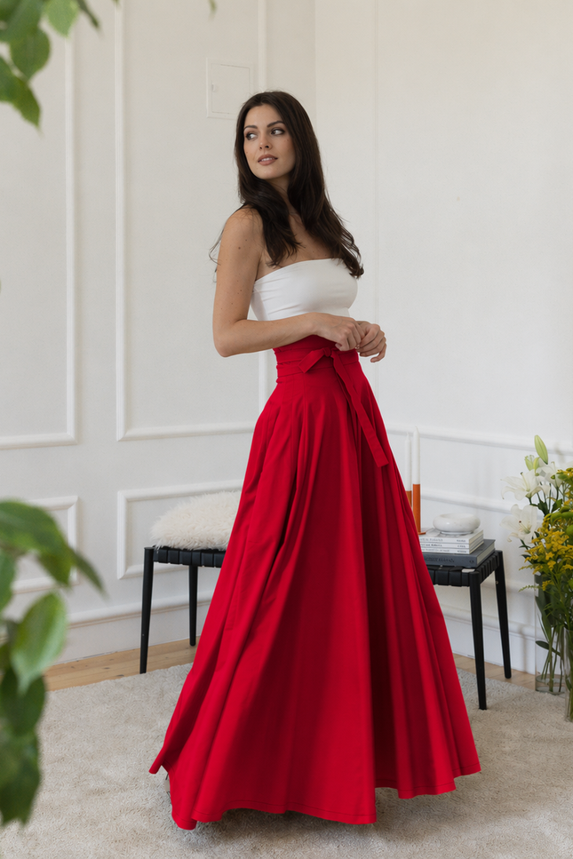 Side view of maxi cotton red skirt