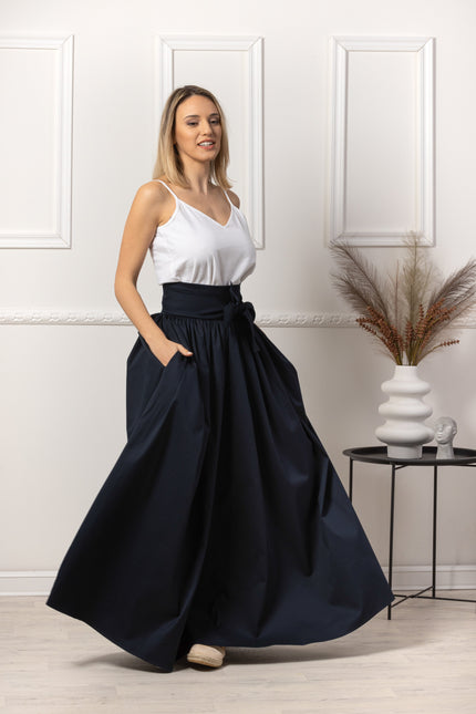Nikka Place | Red Loose High Waist Skirt with Pockets