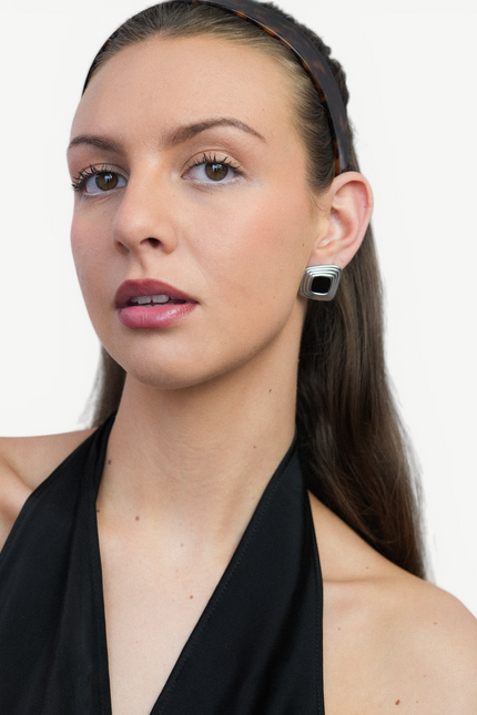 Miss Cecilia | Frame Noir Studs