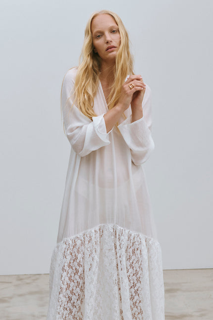 A Perfect Nomad | Dress Carrie