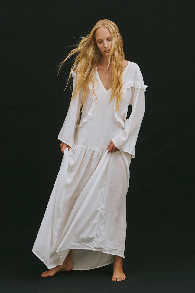 A Perfect Nomad | Dress The Honey