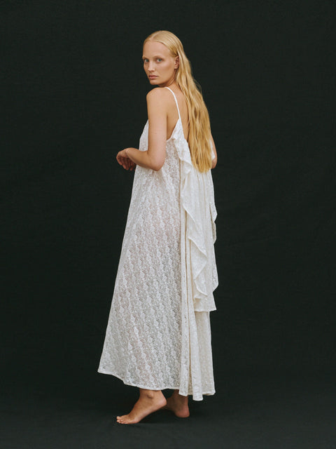 A Perfect Nomad | Lace Syros