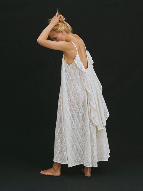 A Perfect Nomad | Lace Syros