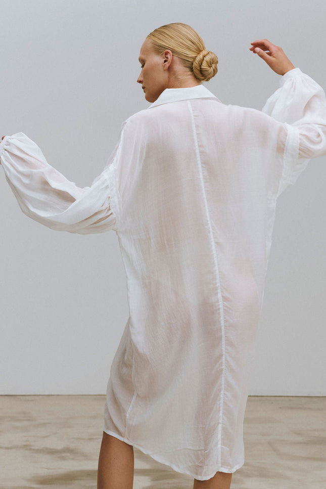 A Perfect Nomad | Dress Roma