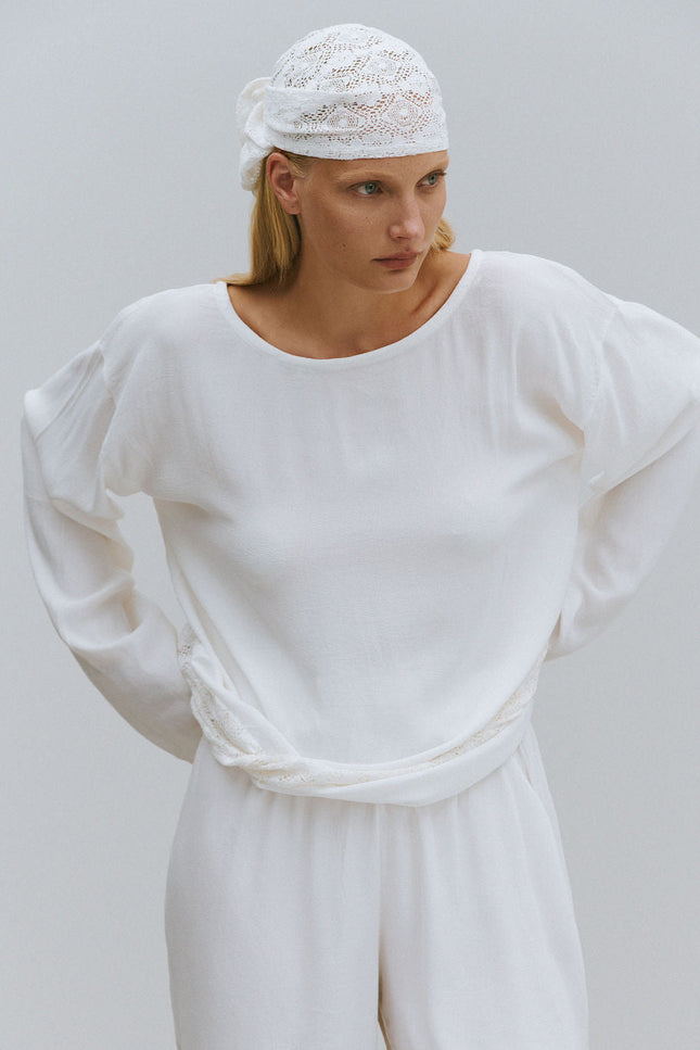 A Perfect Nomad | Top Lace