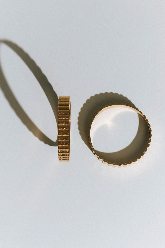 A Perfect Nomad | THE UTILITY BANGLE
