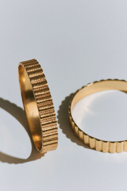 A Perfect Nomad | THE UTILITY BANGLE