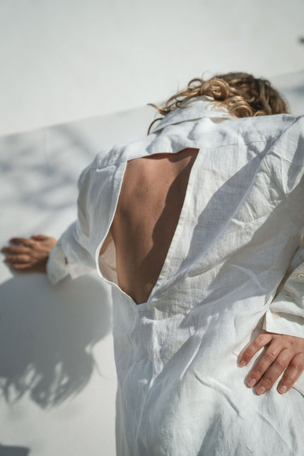 A Perfect Nomad | Evolve Linen Shirt white