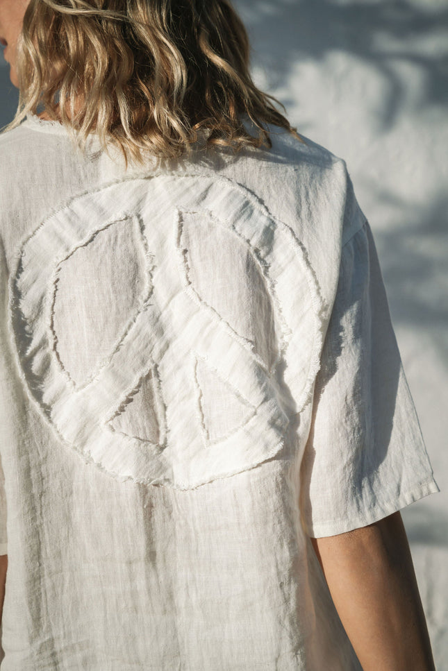 A Perfect Nomad | Peace T-shirt
