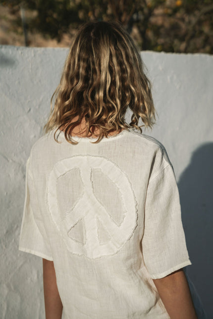 A Perfect Nomad | Peace T-shirt