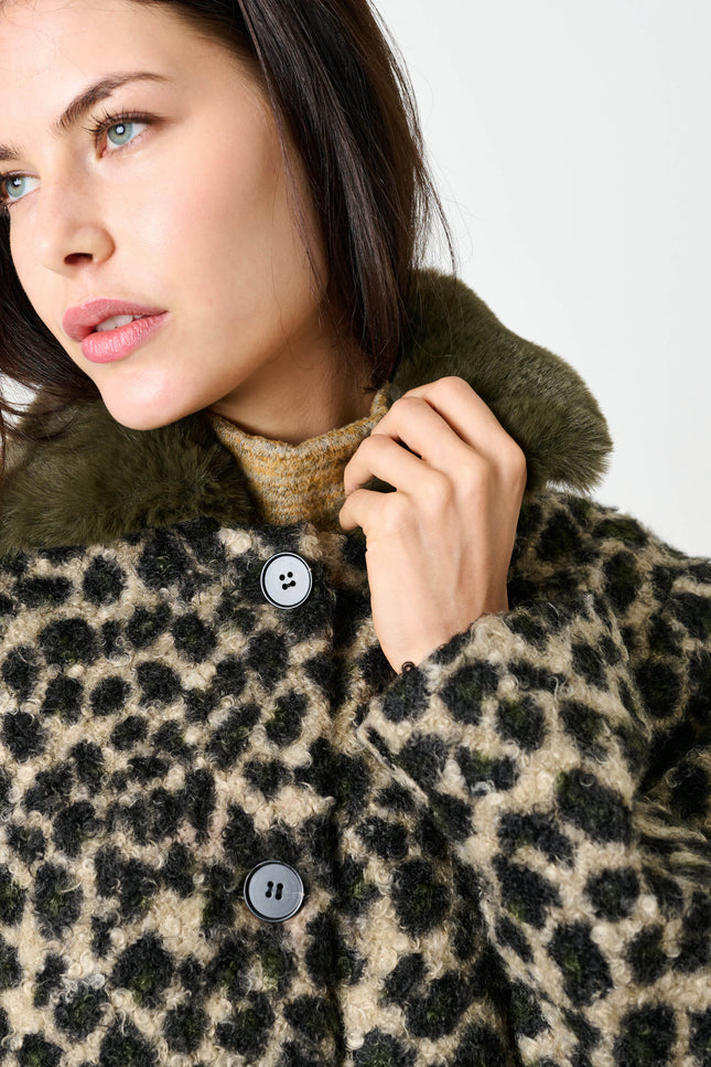 Apple Animal Teddy Faux Fur Collar Jacket - Green - Detail 3