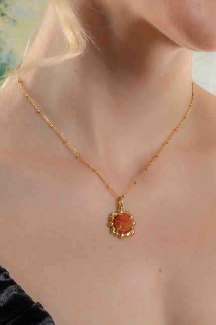 Arvino | Carnelian Mineral Claw Necklace