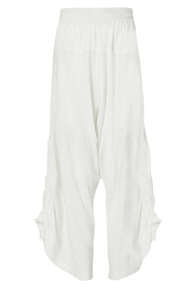 Zhenabia I Duo Salvar in White
