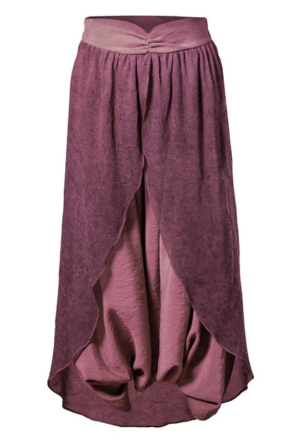 Zhenabia | Gaia Salvar in Cherry
