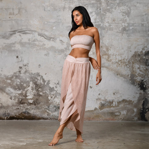 Zhenabia | Gaia Salvar in Powder Pink