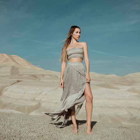 Zhenabia | HENA Body in Light Gray