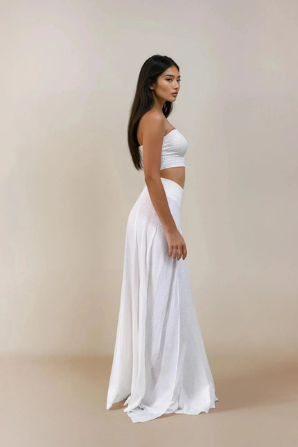 Zhenabia | ZHE Skirt in White