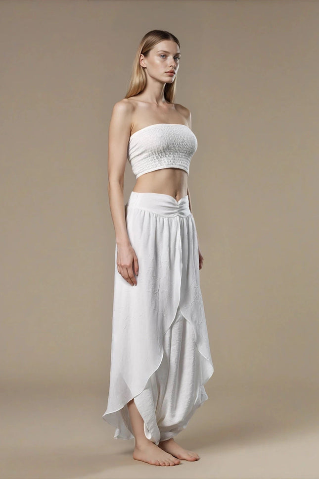 Zhenabia | Gaia Salvar in White