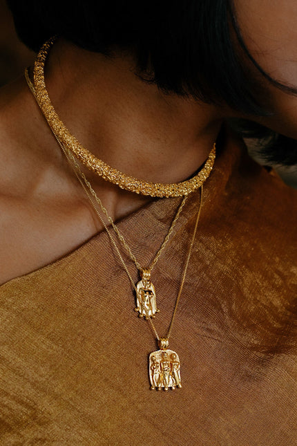 Arvino | Sculpted Femme Body Necklace