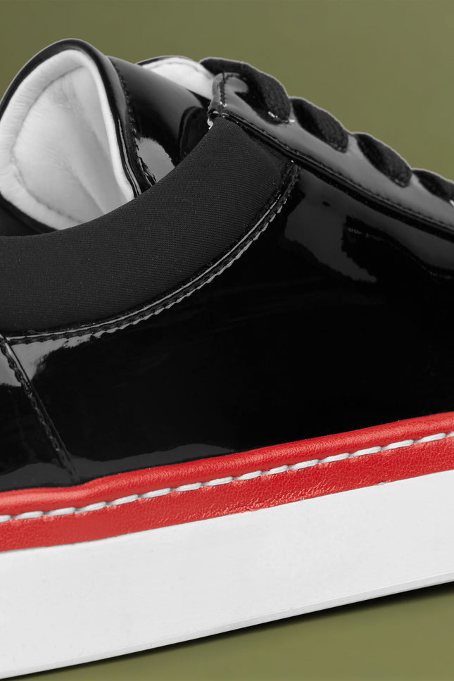O2 Monde | Asha Sneakers black