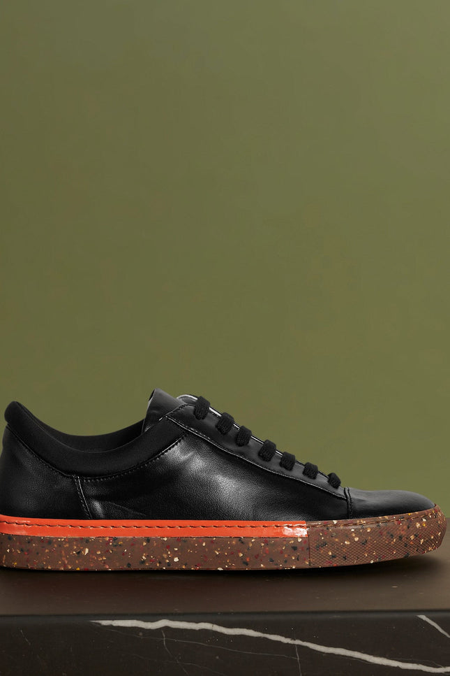 O2 Monde | Asha Sneakers black velvet