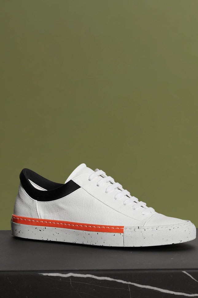 O2 Monde | Asha Sneakers white velvet