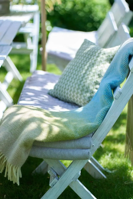 Aurora - Lambswool Throw - Green Blue
