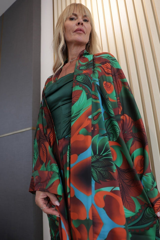 Janara Jones | Kaftan Abaya Paisley