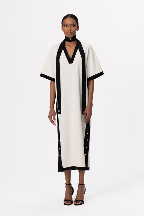 Freisi | Milk V-Neck Midi Dress