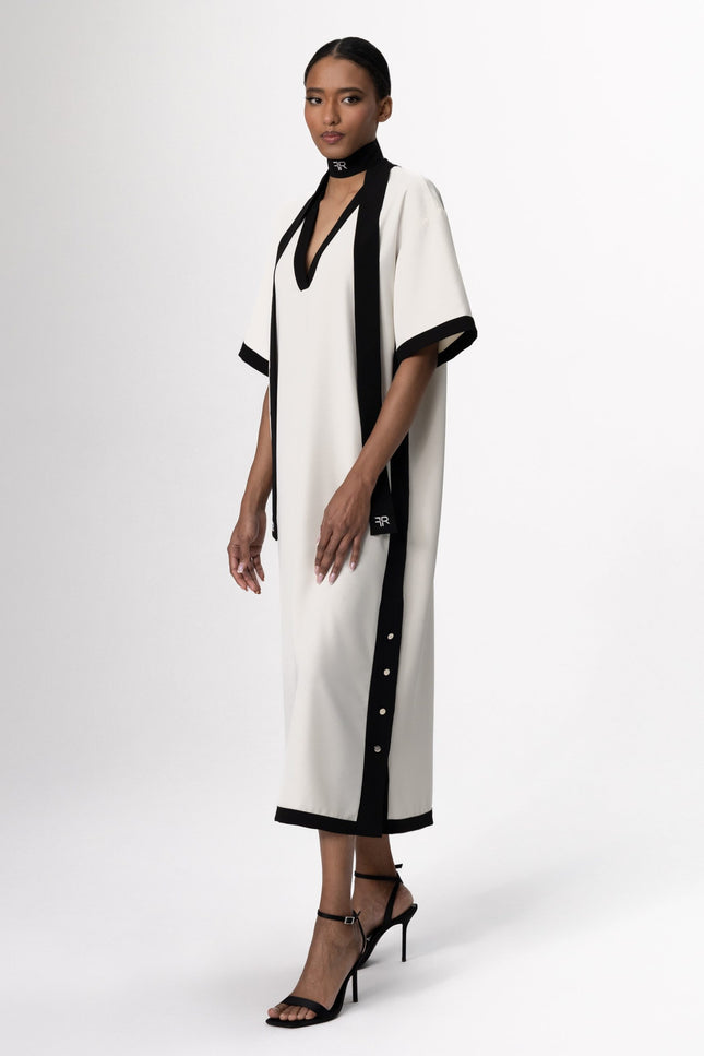 Freisi | Milk V-Neck Midi Dress